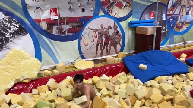 ТРОЙНОЕ САЛЬТО И 900° НА ТУРНИКЕ!!?? смотреть онлайн