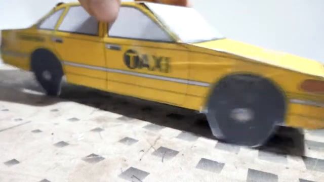 Ford Crown Victoria 1994 táxi em papel смотреть онлайн