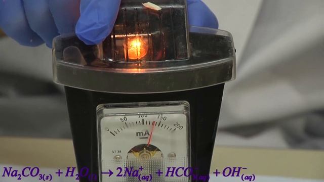 Na2CO3 + H2O Sodium Carbonate in water המסת נתרן פחמתי במים смотреть онлайн