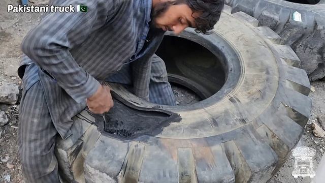 How Repair by Thread a Damage tire | Heavy Duty Loader Tire Repairing Full process смотреть онлайн