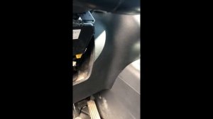 Снятие передней панели ФВ Тигуан 1