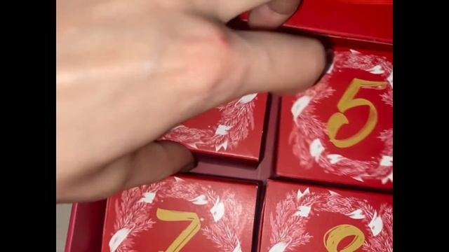 Распаковка адвент-календаря Levrana | 8 дней до Нового Года? смотреть онлайн