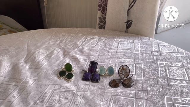 Красивые камни в различных оправах. смотреть онлайн