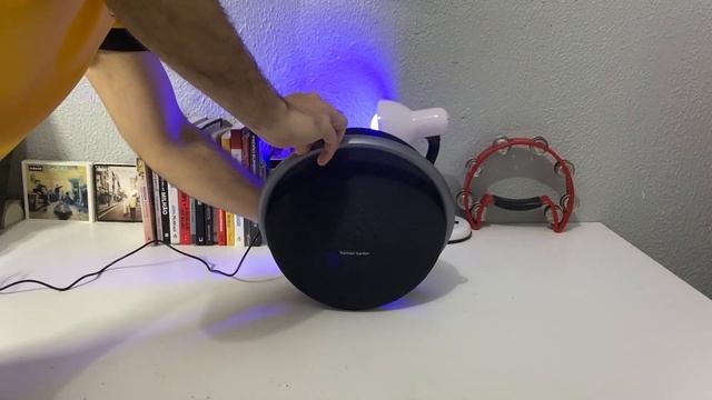 HARMAN KARDON ONYX STUDIO 7 REVIEW | Excelente qualidade sonora mas com algumas concessões... смотреть онлайн