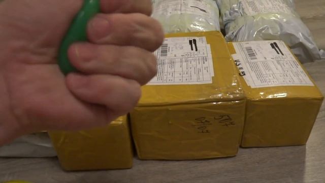 Распаковка коврик RAZER и лизун от грязи с AliExpress смотреть онлайн