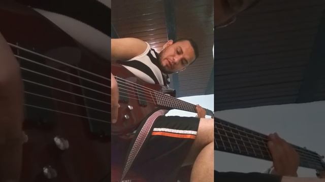 Probando bajo Ibanez gio 256 activo смотреть онлайн