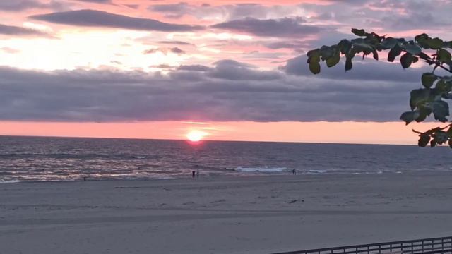 Закат на Балтике.🌞Янтарный.Как же хорошо❤️ смотреть онлайн