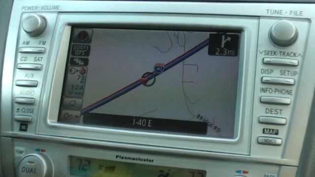 2010 Toyota factory navigation system in operation on the road in Tennessee 5/25/17 (extended view) смотреть онлайн