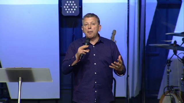 Божья любовь в возможностях - п. Виктор Музычук (My City Church) смотреть онлайн