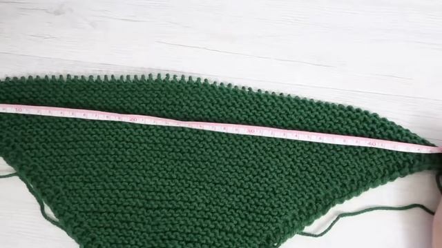 Манишка спицами красивая и очень легко вязать. МК смотреть онлайн