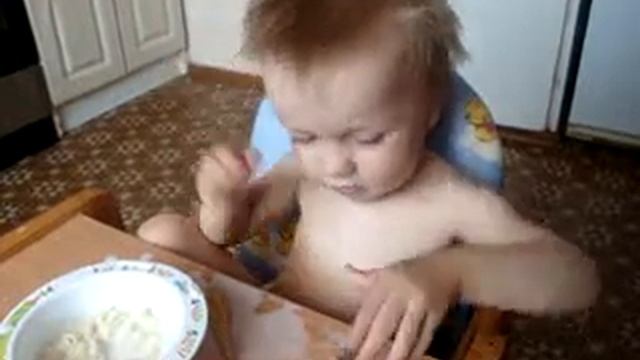 Как дети кушают суп ? смотреть онлайн