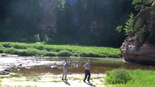 А сейчас станцуем смотреть онлайн