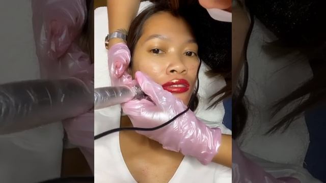 We doing Lips Blushing using permablend brand for her? смотреть онлайн