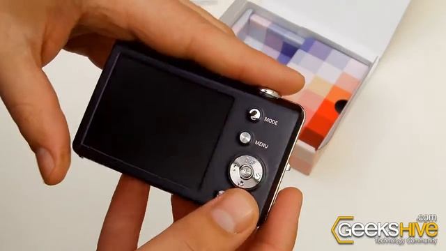 Samsung ST65 32MB 14.2 Digital Still Camera - Unboxing by www.geekshive.com смотреть онлайн