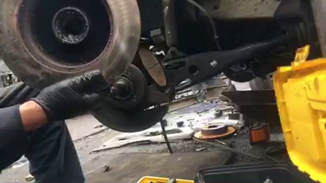 Ford 1995 F 150 Front Hub Assembly Brakes Bearings