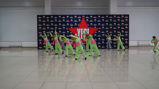 Танцевальная студия "DiMaR" - "Форсаж" смотреть онлайн
