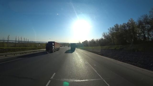 Увидел страшный пожар. Пробки и ремонты трассы М5. Дальнобой через Тольятти, Жигулёвск, Сызрань. смотреть онлайн