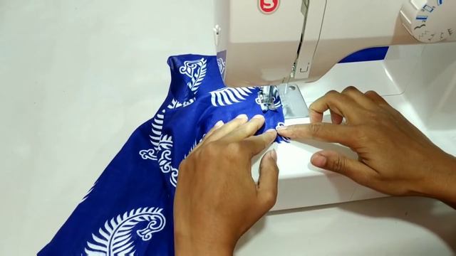 ডিজাইনের গলা, ক্যাপ ও হাতাসহ জামা কাটিং এবং সেলাই New Design Cap Frock /sleeve Cutting & Stitching смотреть онлайн