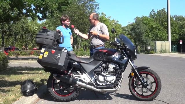 11.000 km in die Westsahara mit Honda CB500 - Solotrip - Zonko staunt смотреть онлайн