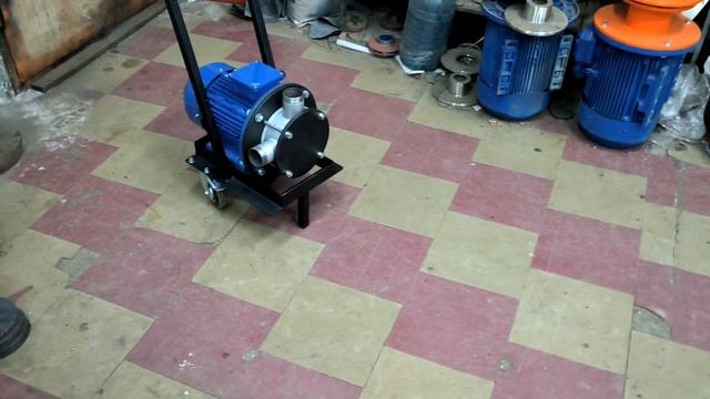 Насосный агрегат ИСН-М 15-20 3кВт 900об./мин. для масел, фузы, меда, майонеза и и.д. смотреть онлайн