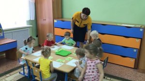 Занятие с детьми 2-3 лет « В гости к бабушке Маше»