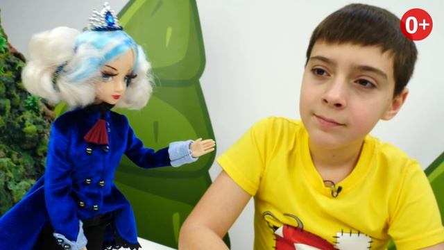 Видео шоу Гулливерия - Крутые роботы трансформеры ТОБОТЫ - Игрушки для мальчиков трансформируются! смотреть онлайн