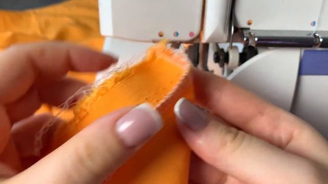 Сшила необычную юбку из треугольника ткани. Полчаса работы и наряд для похода в ресторан готов смотреть онлайн