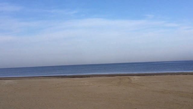 Голубое небо и голубое море это красиво . смотреть онлайн