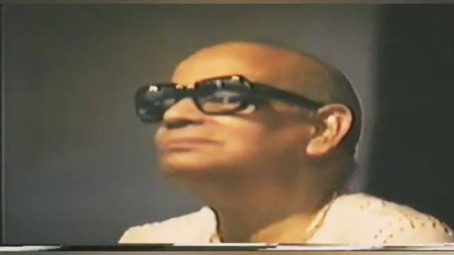 Prabhat Samgiita No.686 (A'MI TOMA'Y CINI, TOMA'RE D'A'KI) & P.S. No.18(KE JENO A'SIYA KAYE) смотреть онлайн