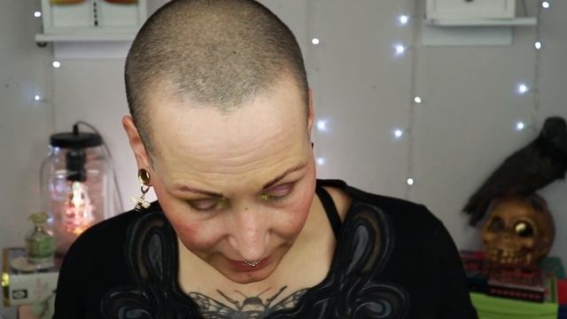 How I Green-Up my Foundations! | Kaleidos Makeup Flower Punk collection | CHATTY GRWM смотреть онлайн