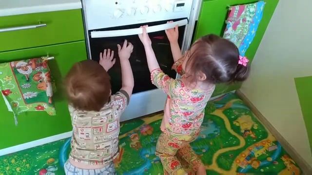 Квест детям. В поисках подарка на 8 марта смотреть онлайн