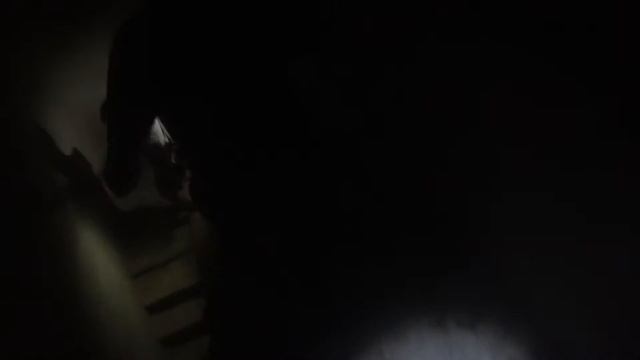 ЗАБРОШЕНАЯ ОБЩАГА/нашёл труп в подвале смотреть онлайн