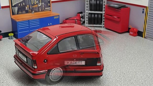 Opel Kadett GSi - Whitebox - 1/24 смотреть онлайн
