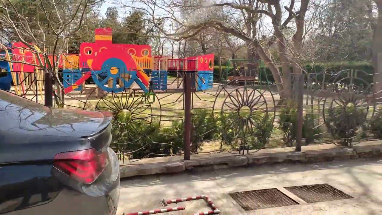 Евпатория 2024. Небольшая прогулка по весенней санаторно-курортной зоне. Лучезарный, Планета, Смена. смотреть онлайн