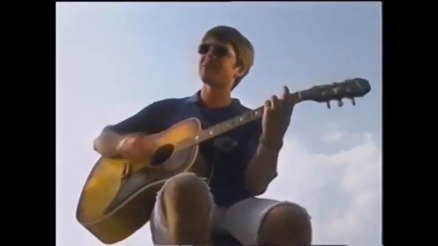 Noel Gallagher (Captioned) Don't look back in Anger Acoustic Rare 1995 смотреть онлайн