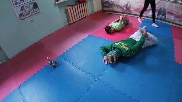 Карантин. Растяжка. День 2й. Часть 3я. смотреть онлайн