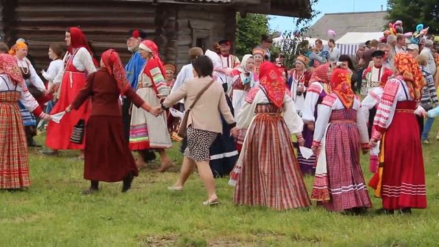 Троицкое заговенье в деревне ПожарИще ,Вологодской области,7 июня 2015 смотреть онлайн