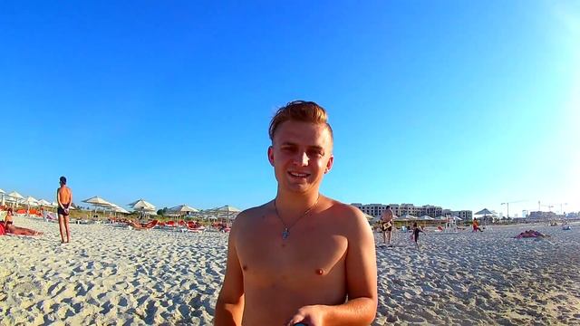 Работаем и Отдыхаем в Эмиратах (Абу Даби). Пляж на Saadiyat Island смотреть онлайн