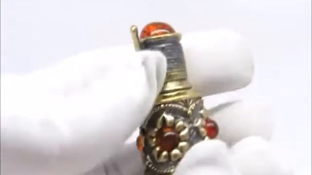 Напёрстки магнитные с балтийским янтарём Швейная Машинка, Нитки с иголкой, Утюг паровой бронза смотреть онлайн