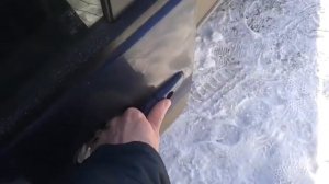 Видео: Как открыть дверь в Mitsubishi Outlander XL?