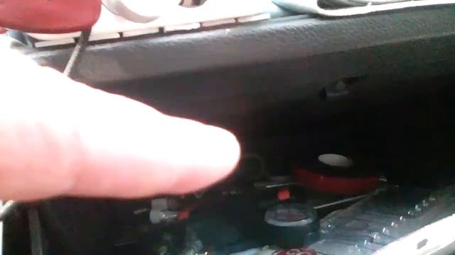 ДВА ХИТРЫХ СВЕРЧКА РЕНО ЛОГАН !!!!!!!!!! смотреть онлайн