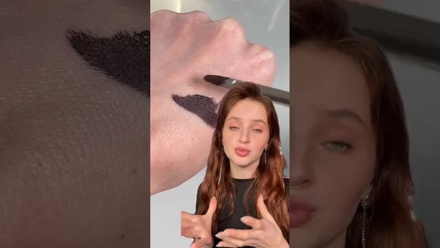 КАК УХАЖИВАТЬ ЗА КИСТЯМИ ДЛЯ МАКИЯЖА ПРАВИЛЬНО смотреть онлайн