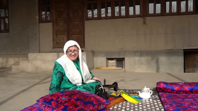 Лахзахои Ногувор Ёди ҷавони смотреть онлайн