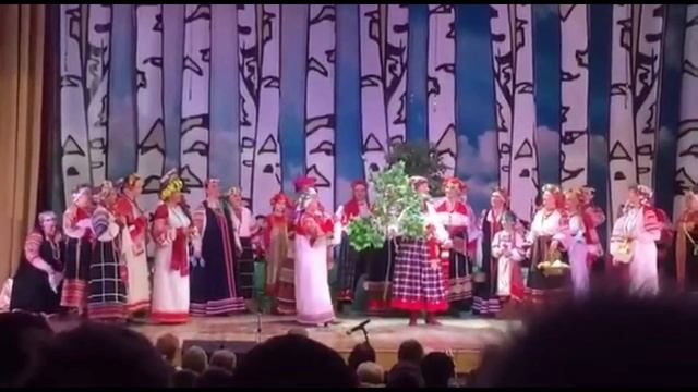 "Троицкие гуляния" - программа Народного коллектива Фольклорного ансамбля "Родник" смотреть онлайн