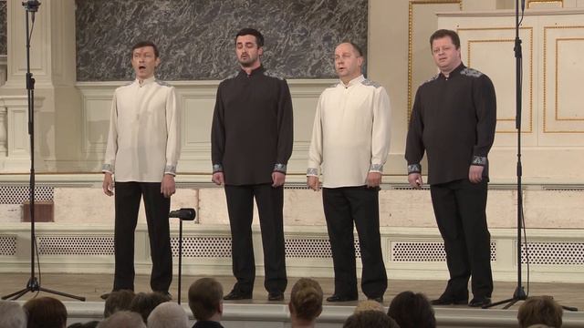 12. Коневец-квартет - К Богородице прилежно ныне притецем; Достойно есть.