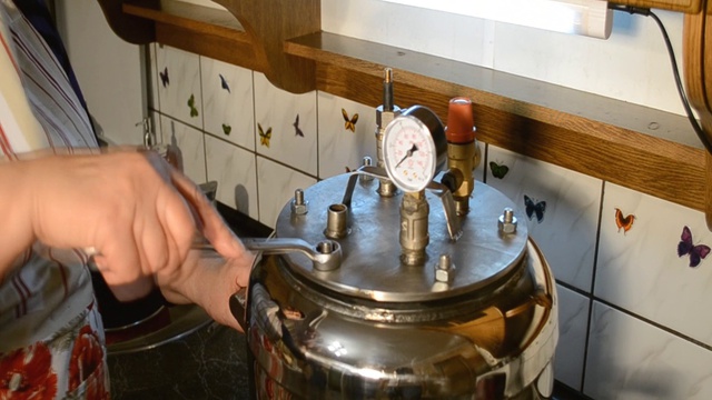 Автоклав автоматический Www.nikolnerj.com