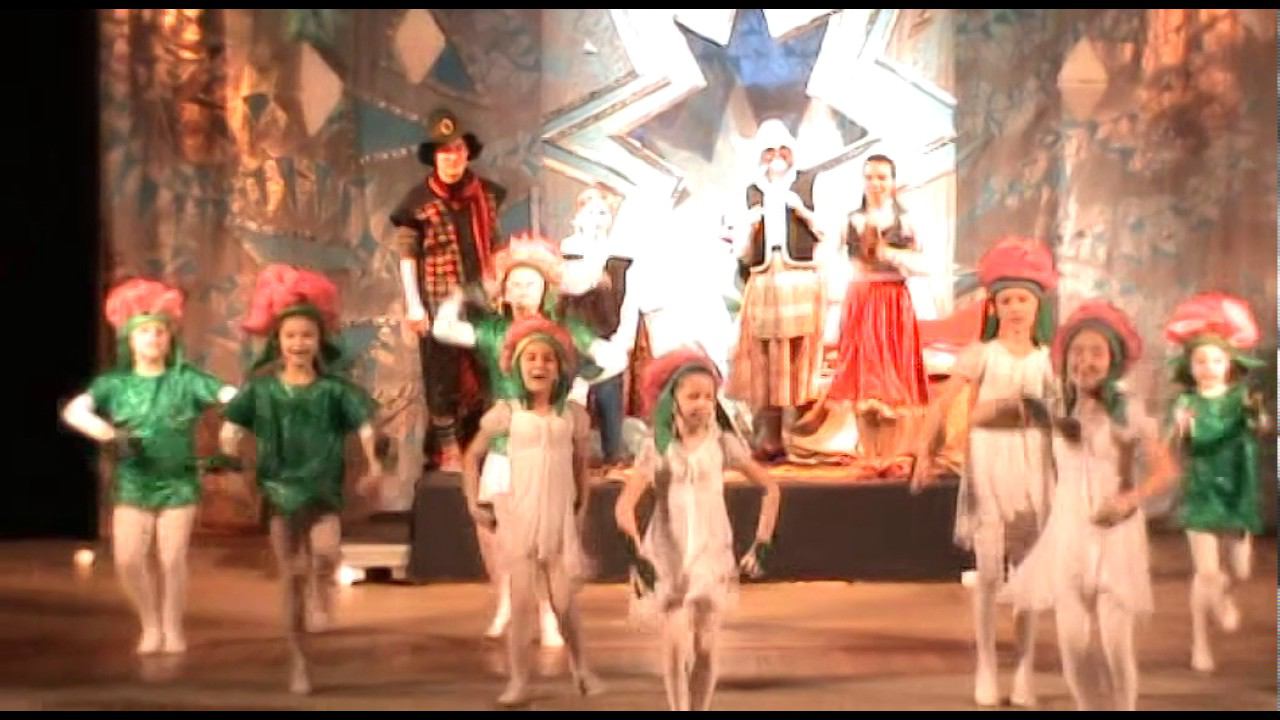 Спектакль театра "ФЕНИКС" "Снежная Королева" в ЦДК им. Калинина г. Королёв. смотреть онлайн