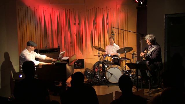 Brian Charette The Meter's Ease Back смотреть онлайн