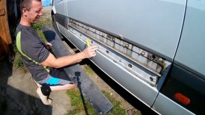 как снять молдинг мерседес спринтер , крафтер