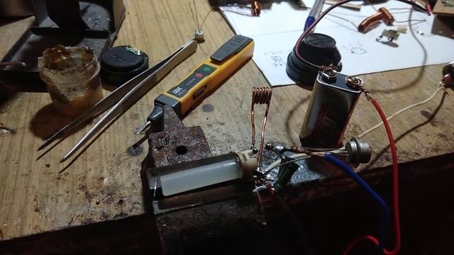 Самодельный ФМ радиоприемник на 1 транзисторе смотреть онлайн